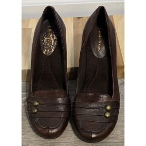 Bare Traps Trina Women's‎ Brown Leather Heels Gold Accents Size 7.5M